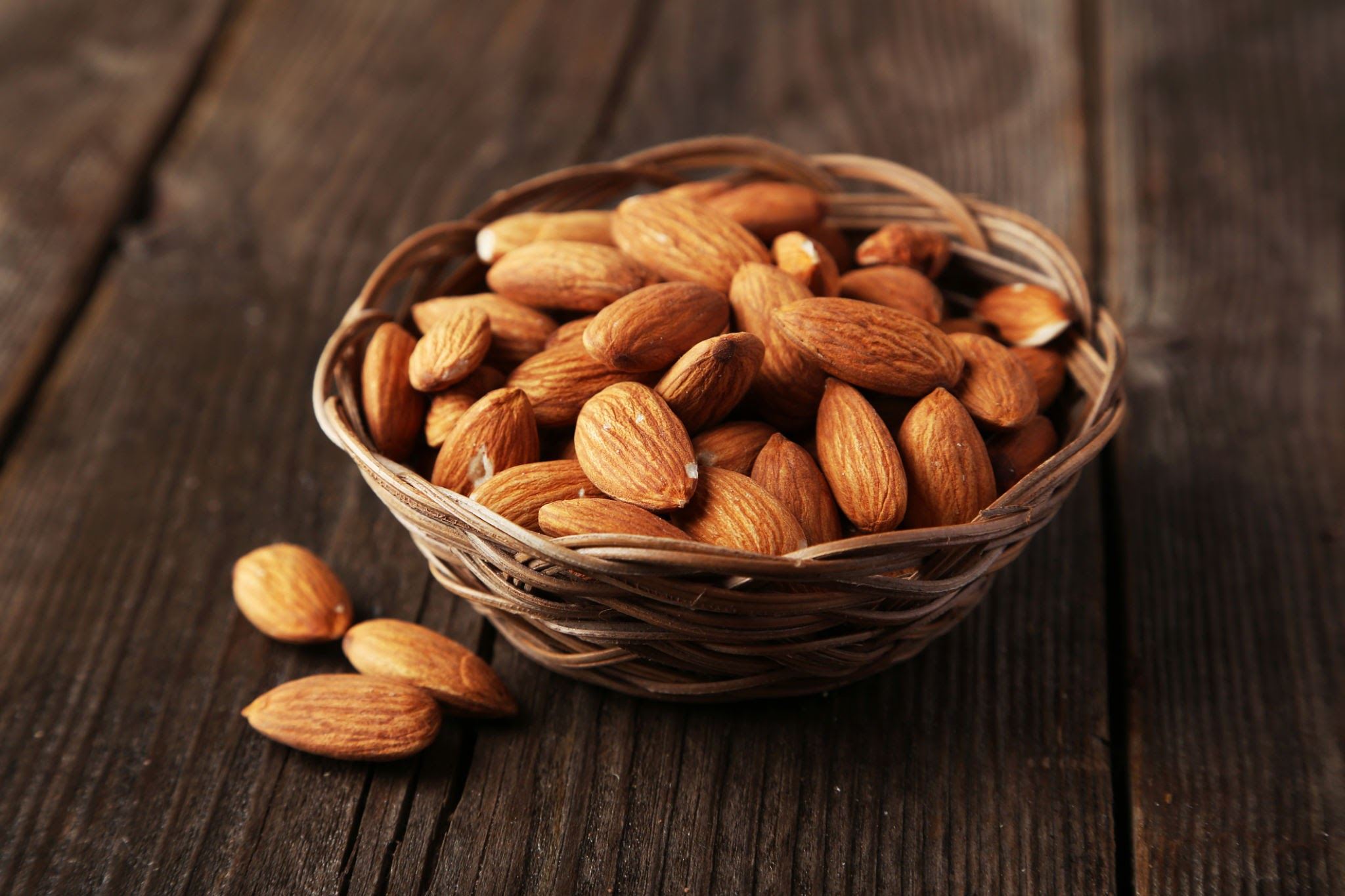 Almonds Have Many Health Benefits For Men